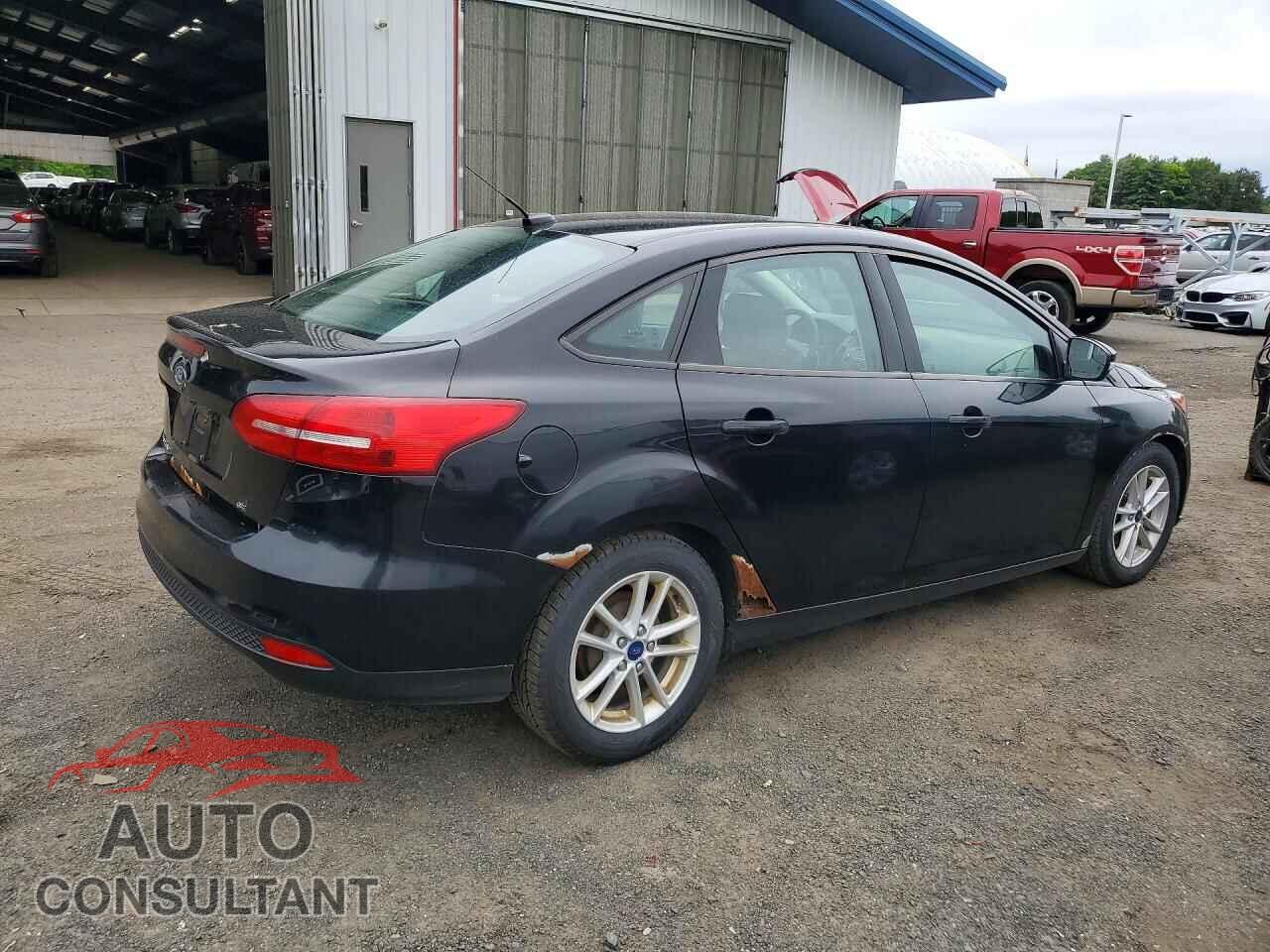 FORD FOCUS 2017 - 1FADP3F28HL316589