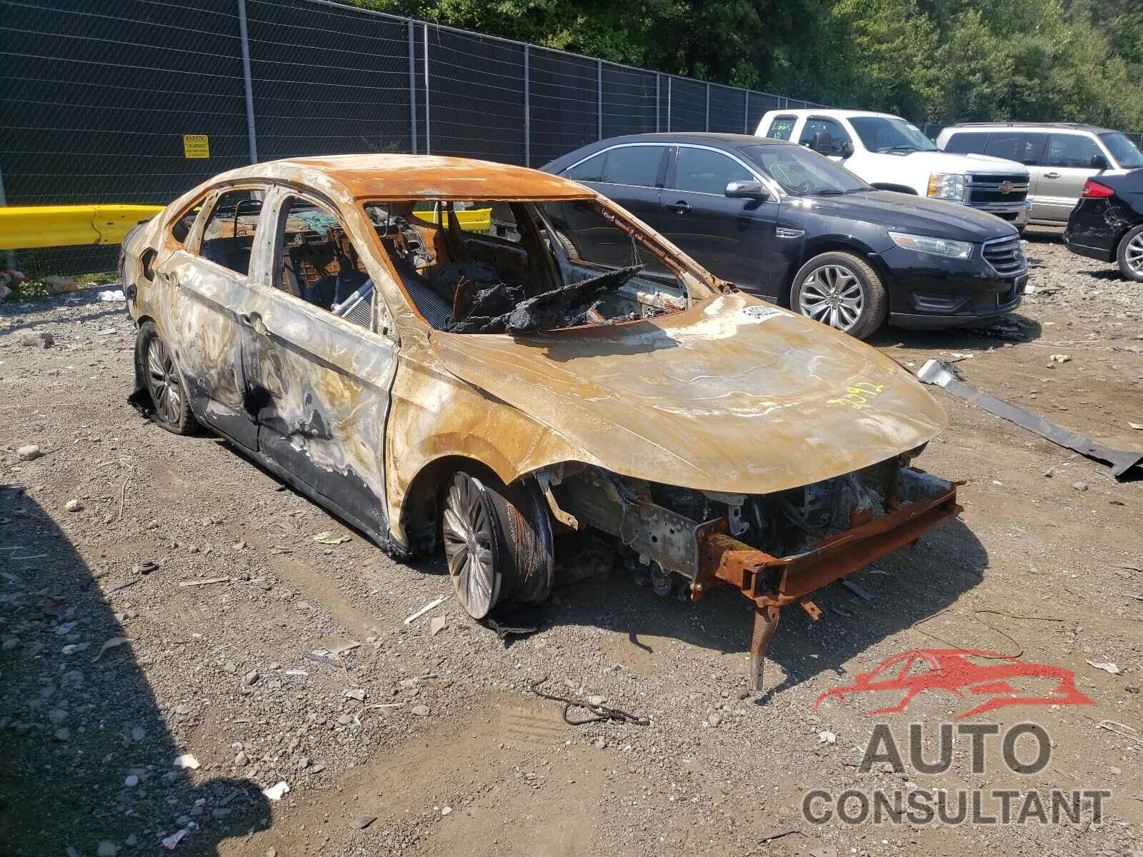 VOLKSWAGEN JETTA 2020 - 3VWCB7BU6LM055342
