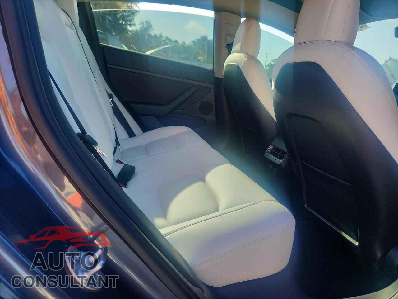 TESLA MODEL 3 2022 - 5YJ3E1EB8NF251162