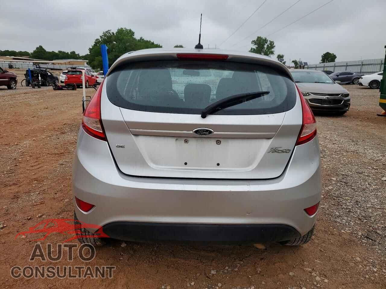 FORD FIESTA 2013 - 3FADP4EJ1DM167787
