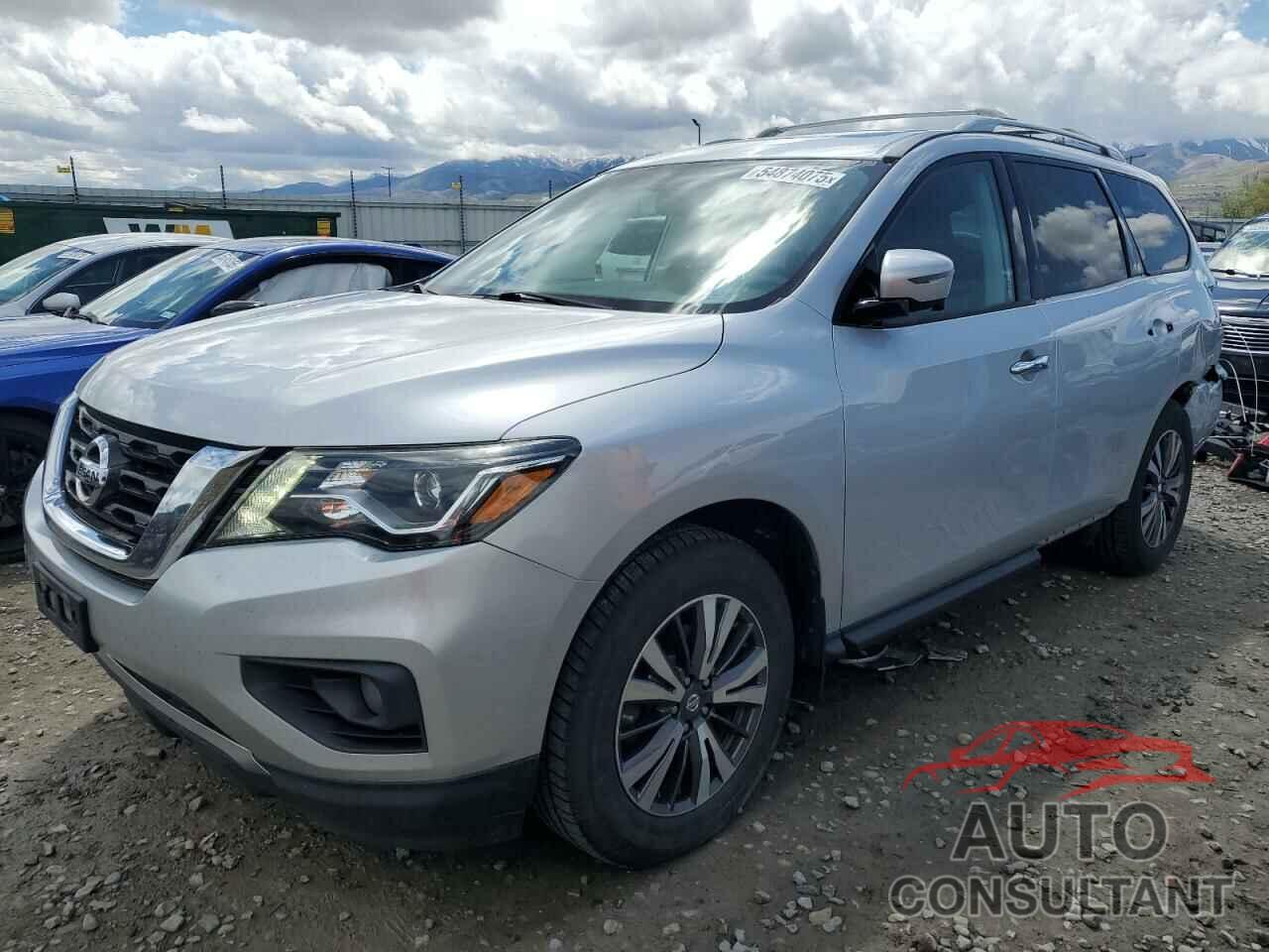 NISSAN PATHFINDER 2017 - 5N1DR2MM3HC685200