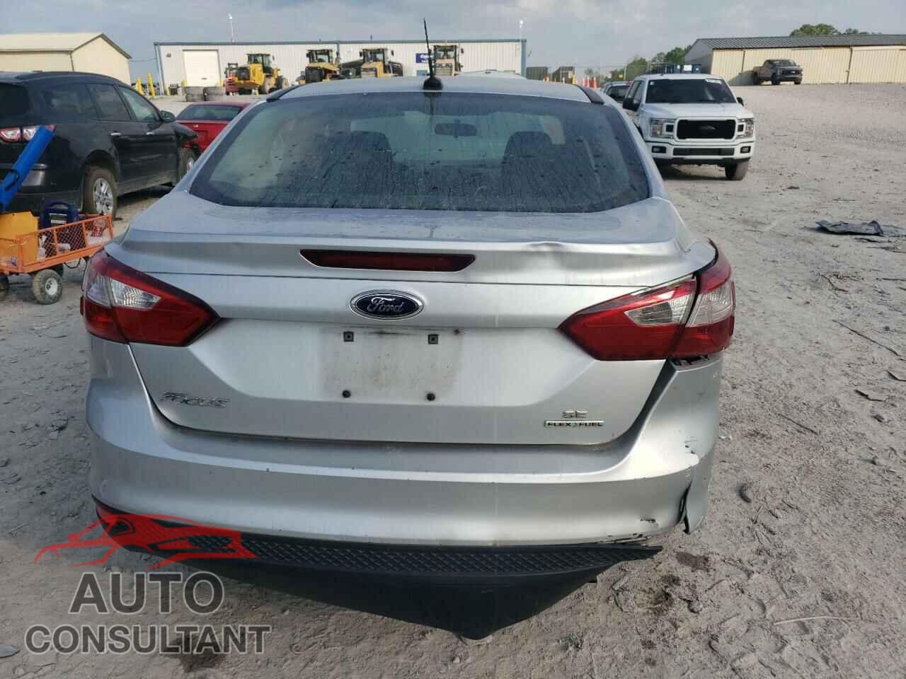 FORD FOCUS 2013 - 1FADP3F26DL104266