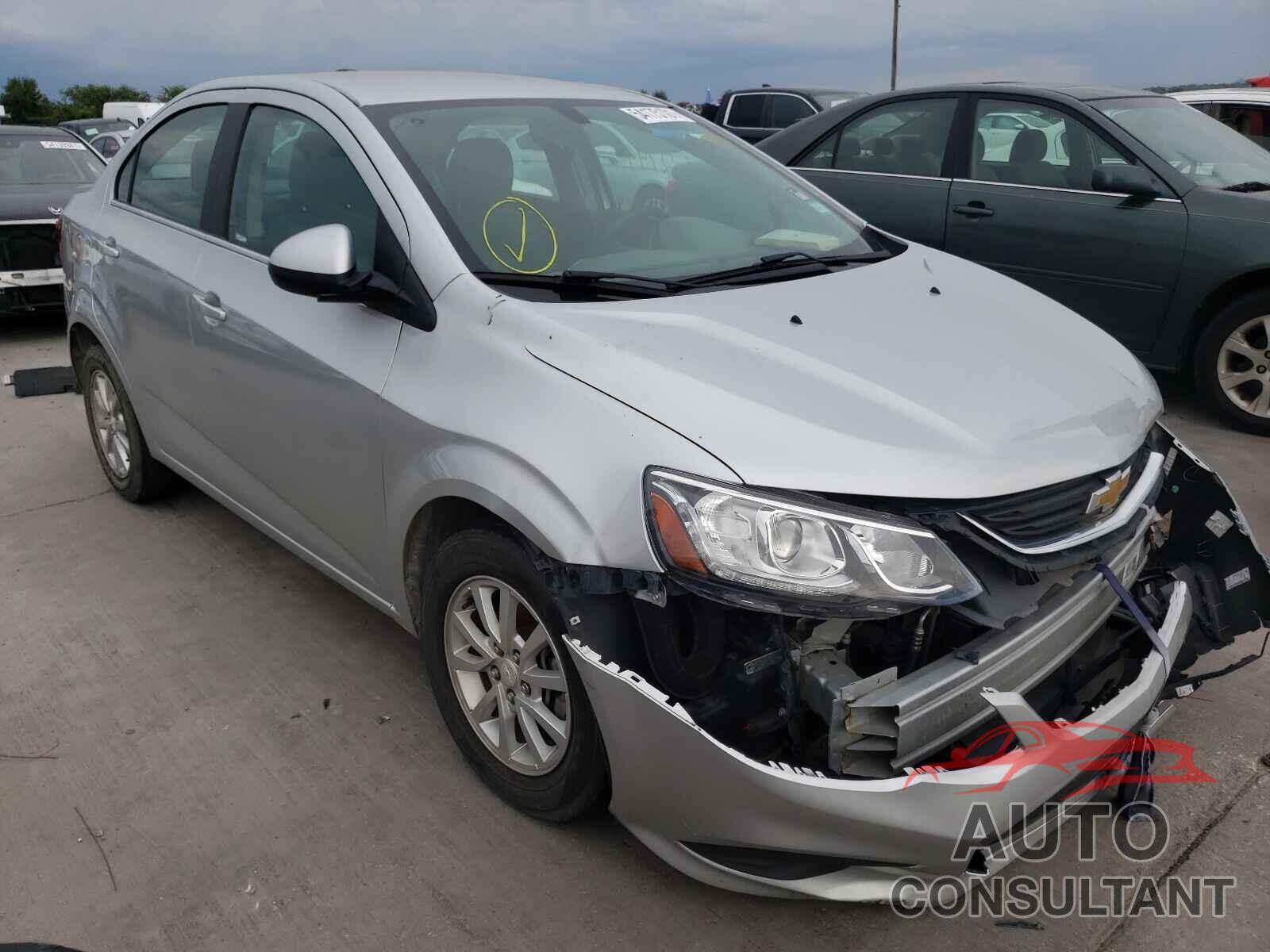 CHEVROLET SONIC 2017 - 1G1JD5SHXH4126856