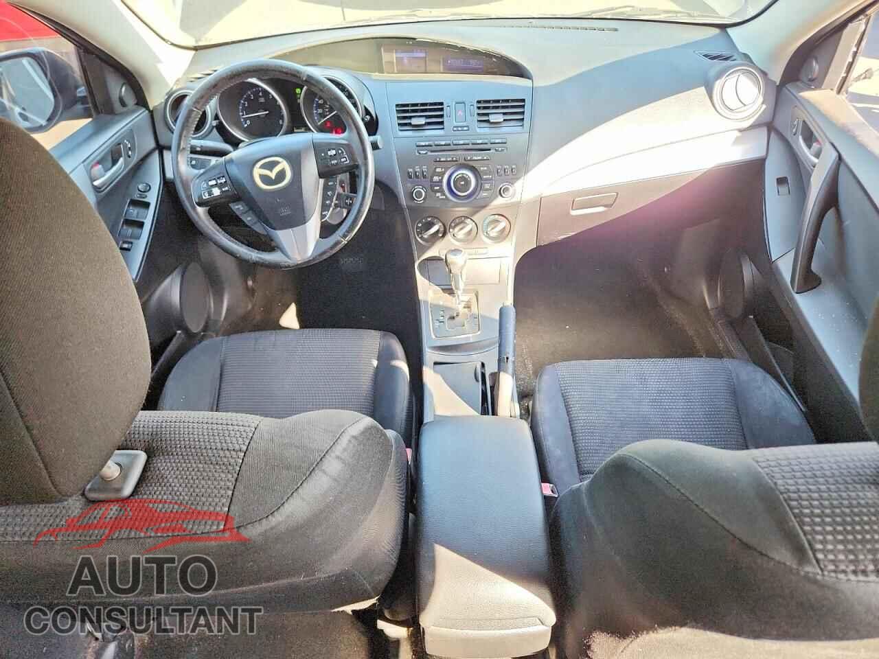 MAZDA 3 2012 - JM1BL1L82C1568188