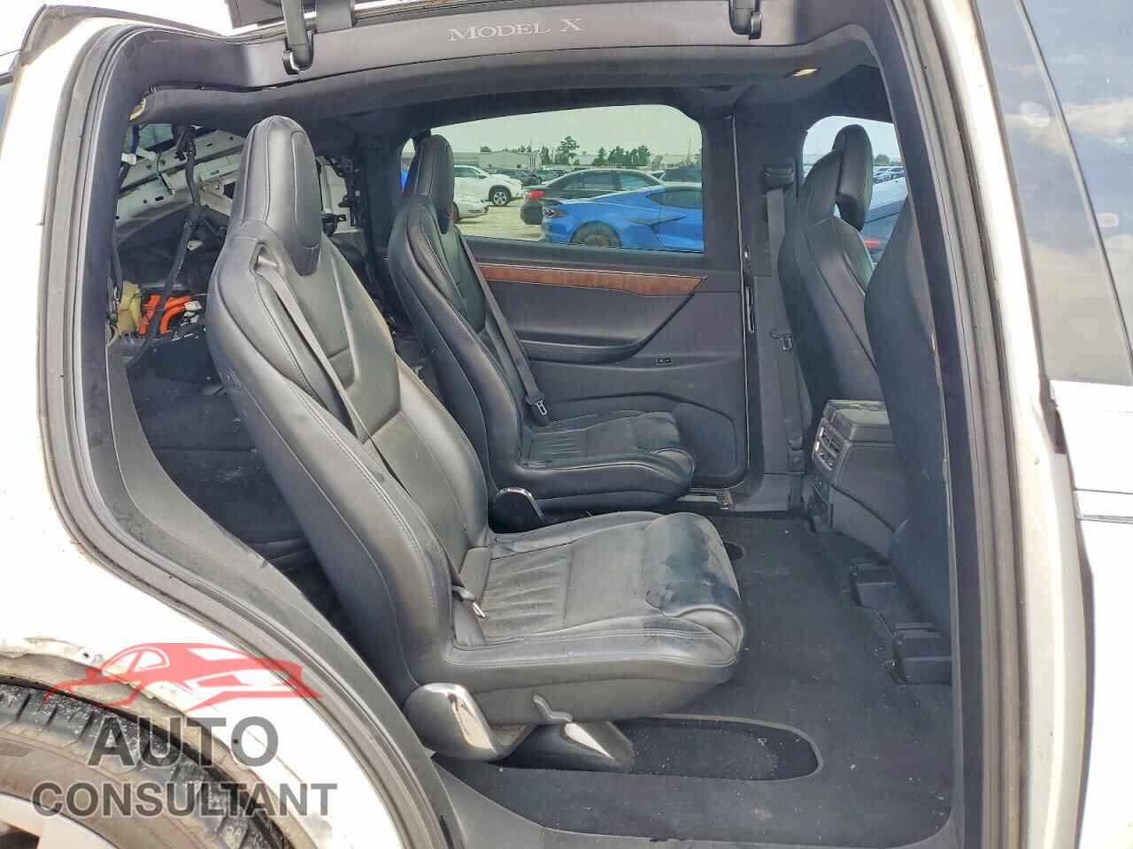 TESLA MODEL X 2017 - 5YJXCBE23HF045684