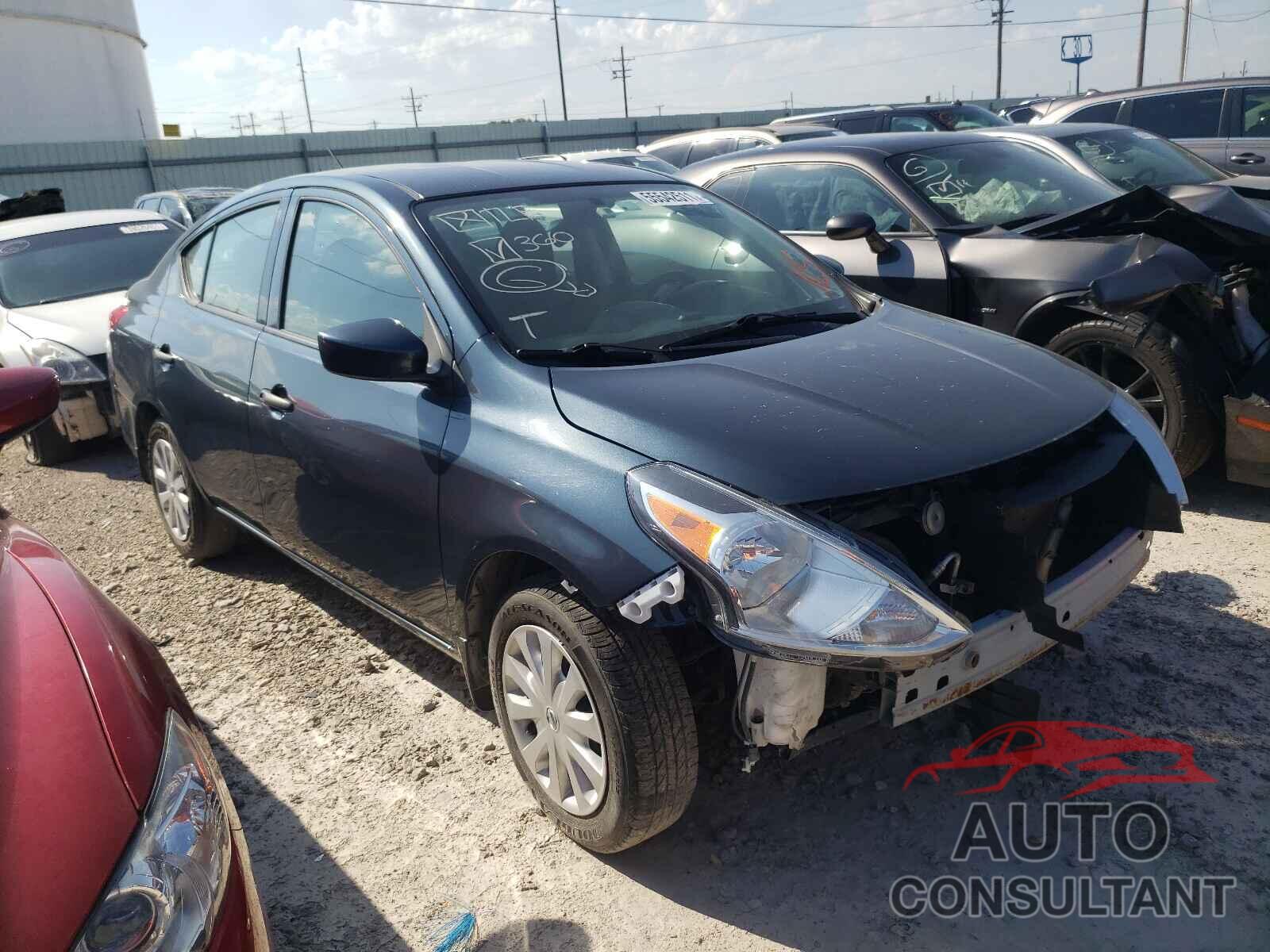 NISSAN VERSA 2017 - 3N1CN7AP8HL816605