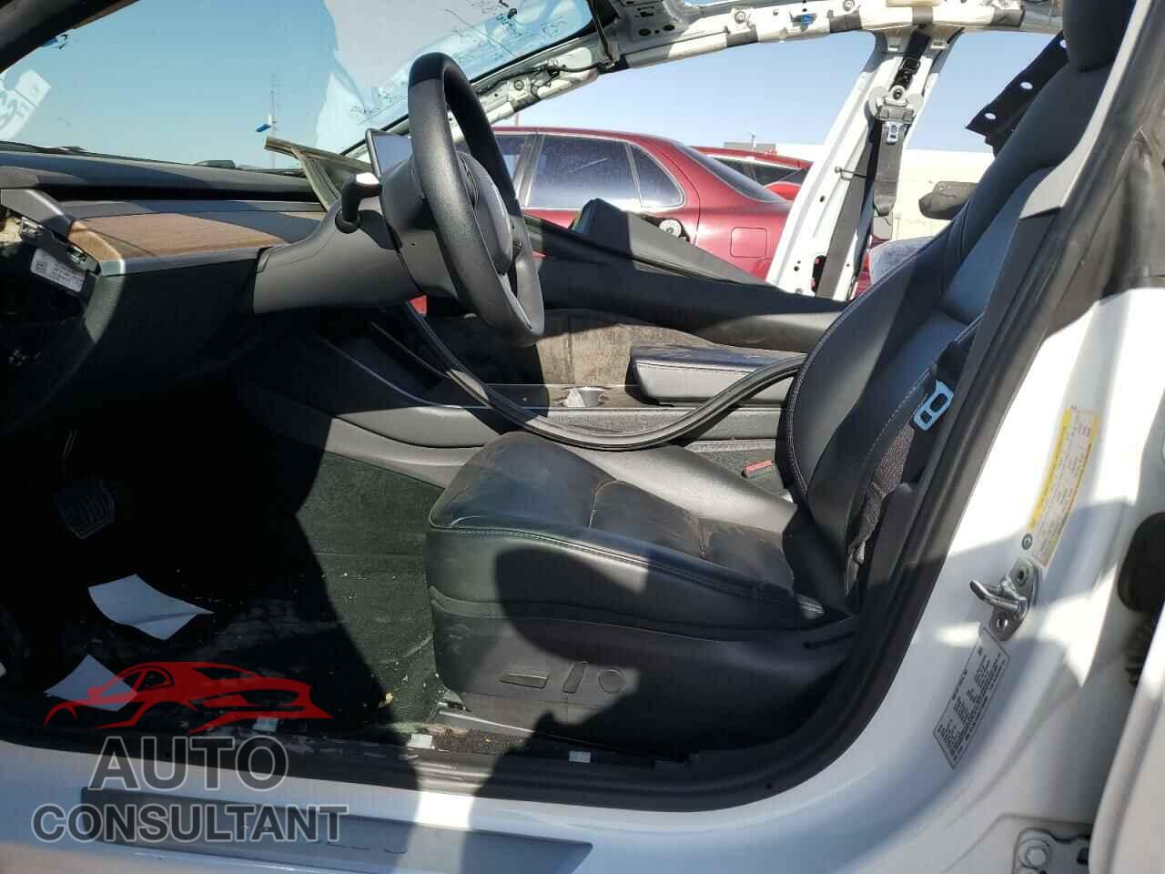 TESLA MODEL 3 2020 - 5YJ3E1EA5LF785403