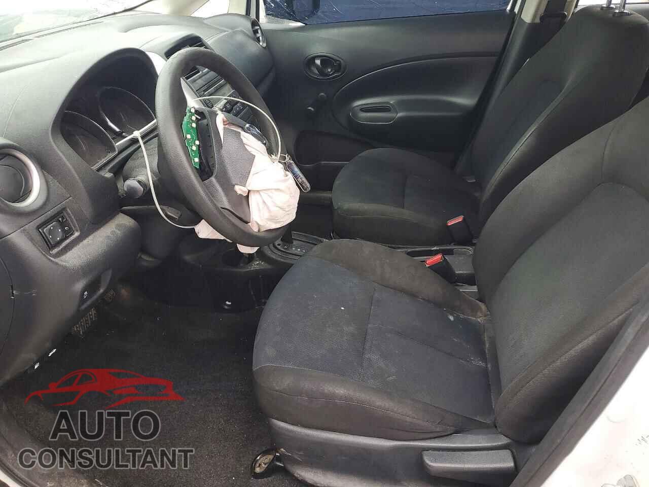 NISSAN VERSA 2017 - 3N1CE2CP3HL357547