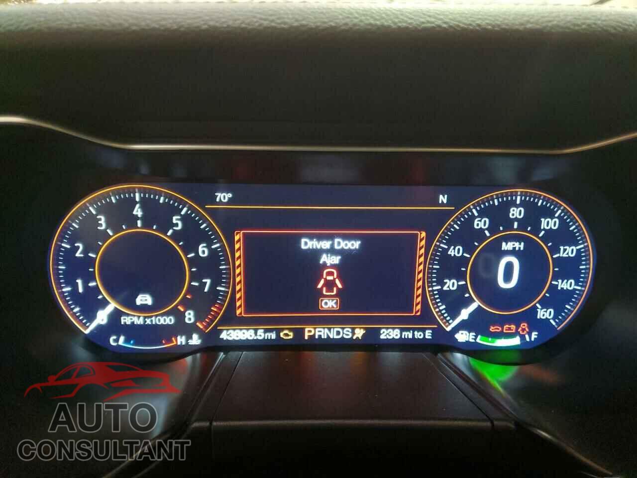 FORD MUSTANG 2019 - 1FA6P8CF2K5192697