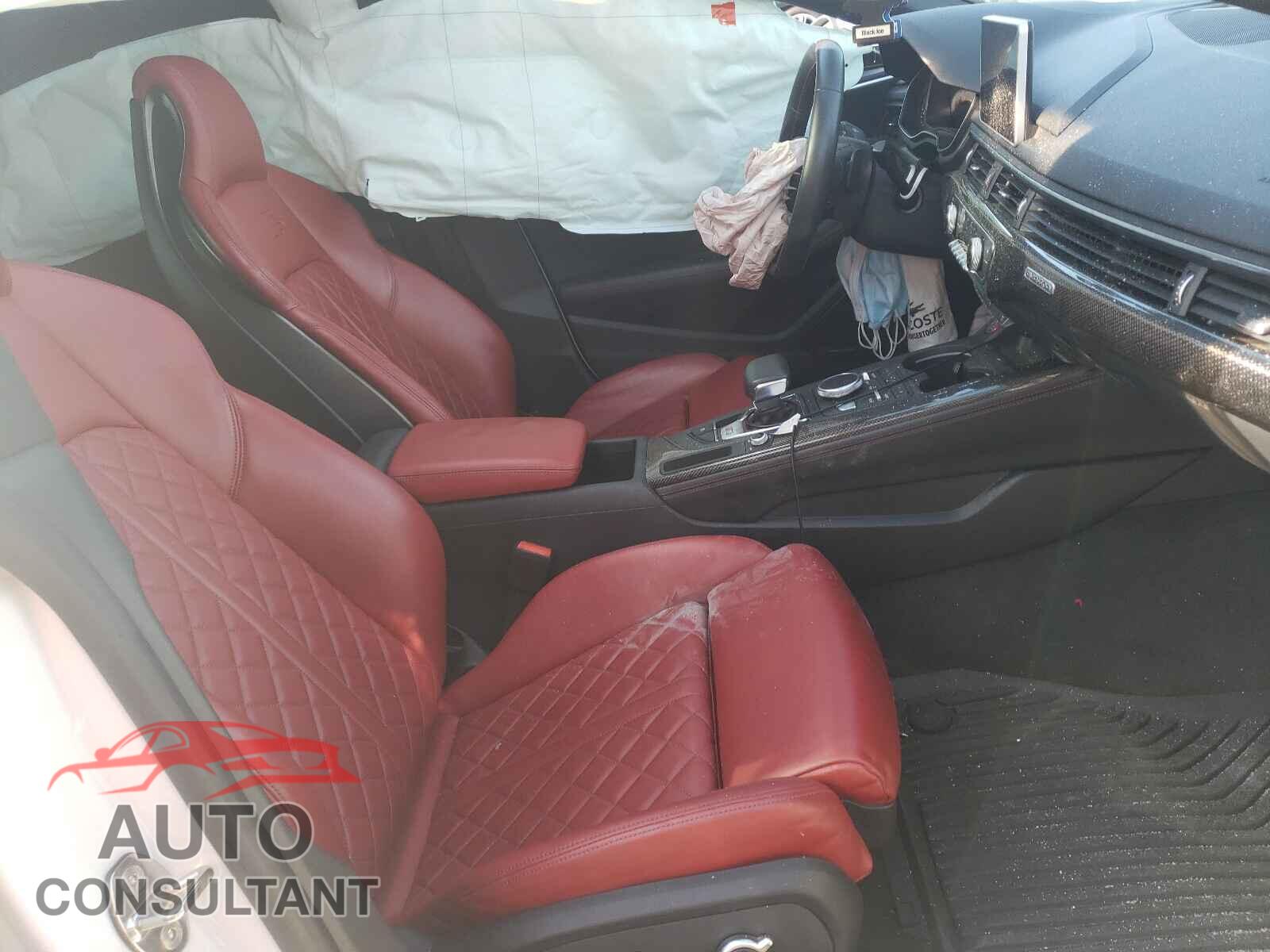AUDI S5/RS5 2018 - WAUC4CF58JA077181