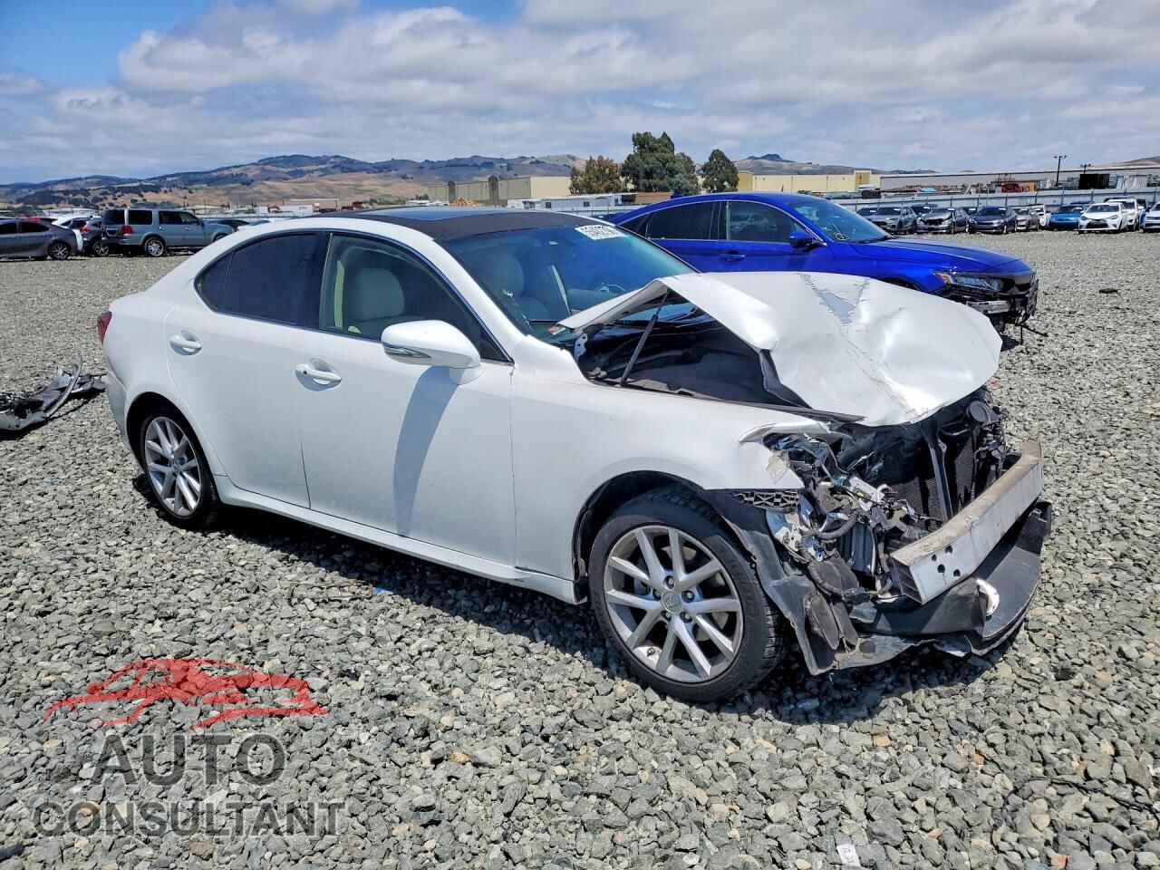 LEXUS IS 2013 - JTHBF5C22D5188237