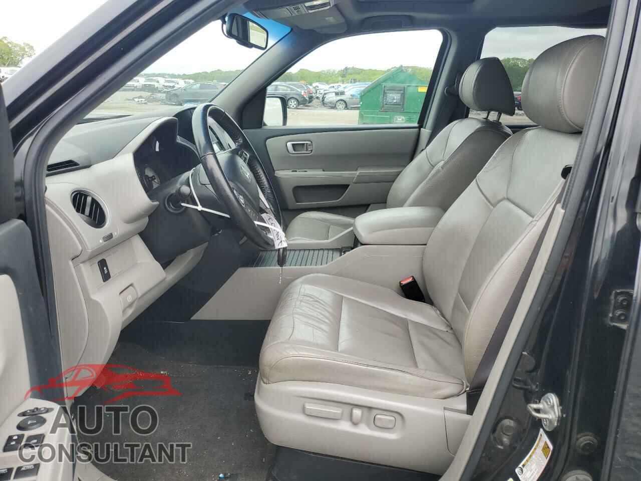 HONDA PILOT 2012 - 5FNYF4H53CB045237