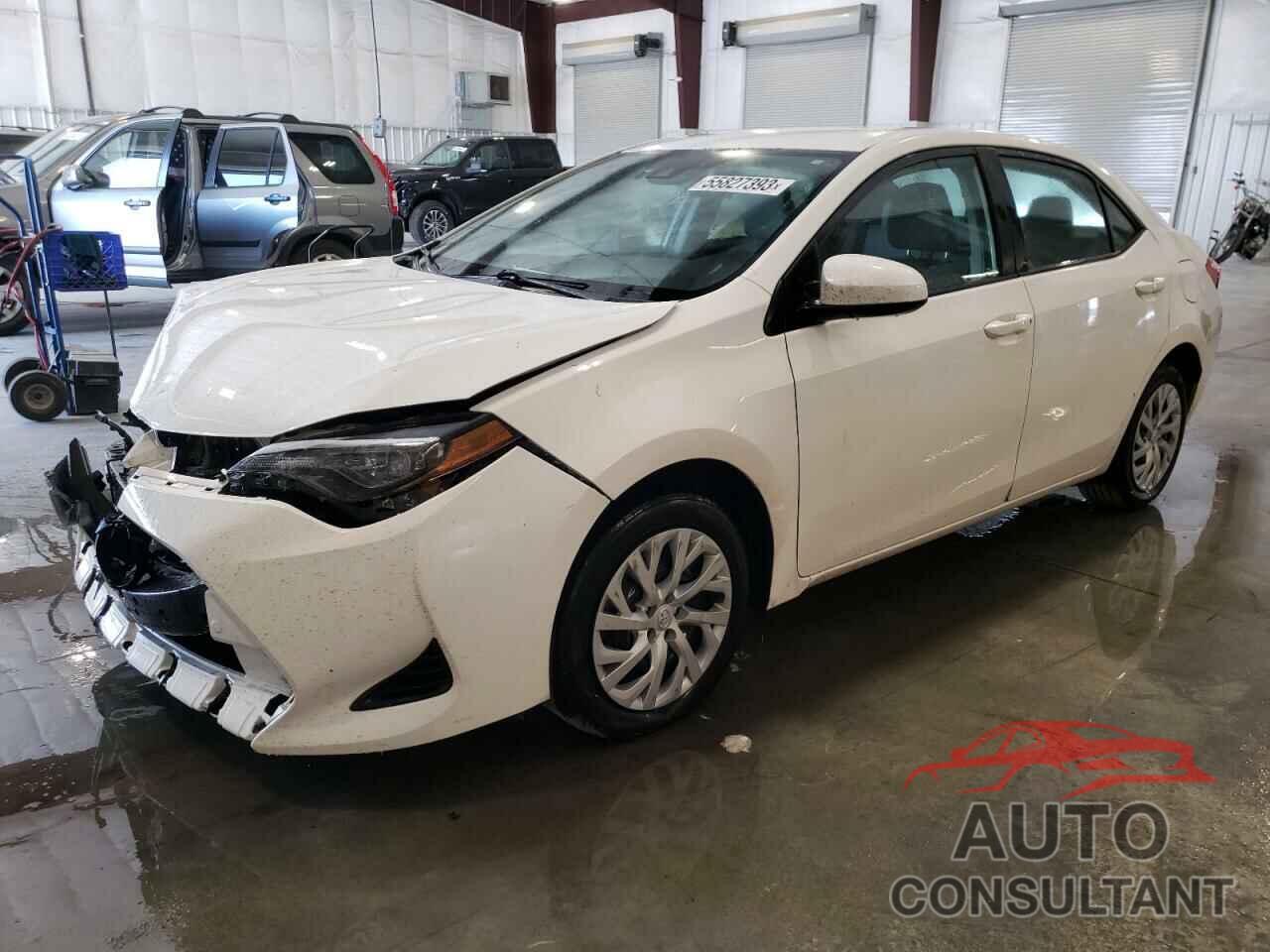 TOYOTA COROLLA 2018 - 5YFBURHE4JP851369