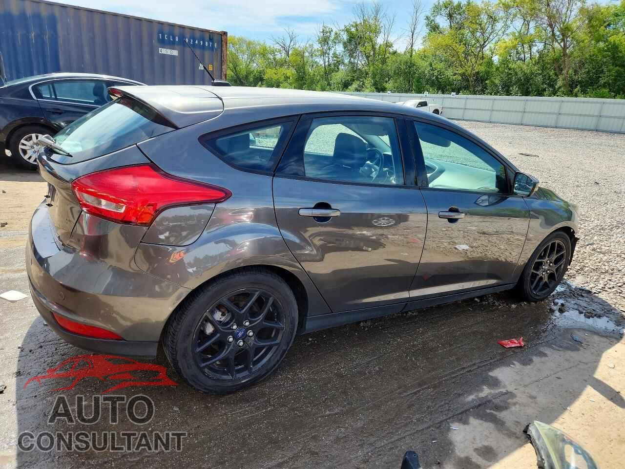 FORD FOCUS 2016 - 1FADP3K25GL256078