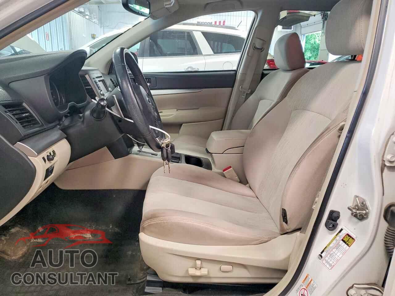 SUBARU OUTBACK 2014 - 4S4BRBDC2E3317150