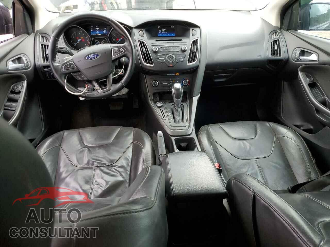 FORD FOCUS 2015 - 1FADP3F24FL218138