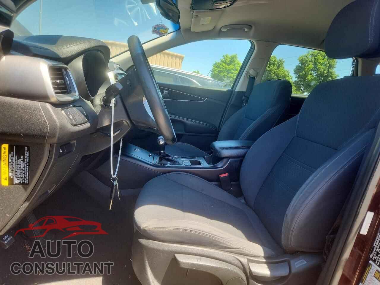 KIA SORENTO 2016 - 5XYPG4A3XGG082284