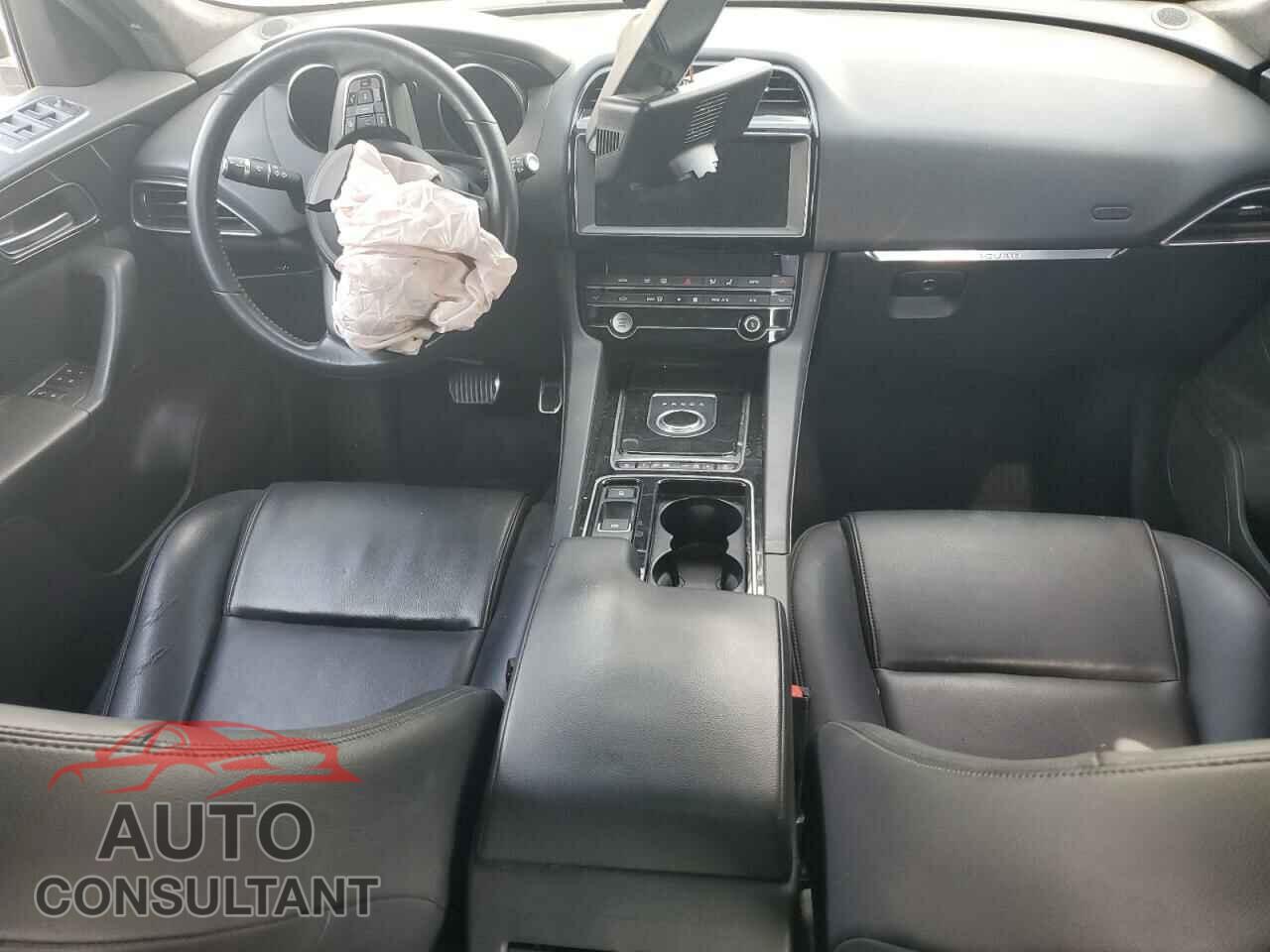 JAGUAR F-PACE 2019 - SADCJ2FX7KA616516