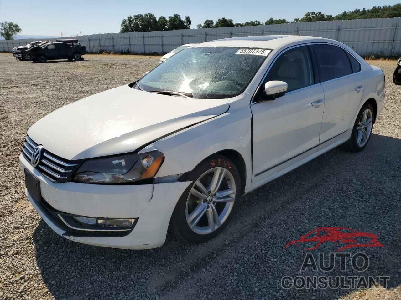 VOLKSWAGEN PASSAT 2015 - 1VWBT7A36FC022736