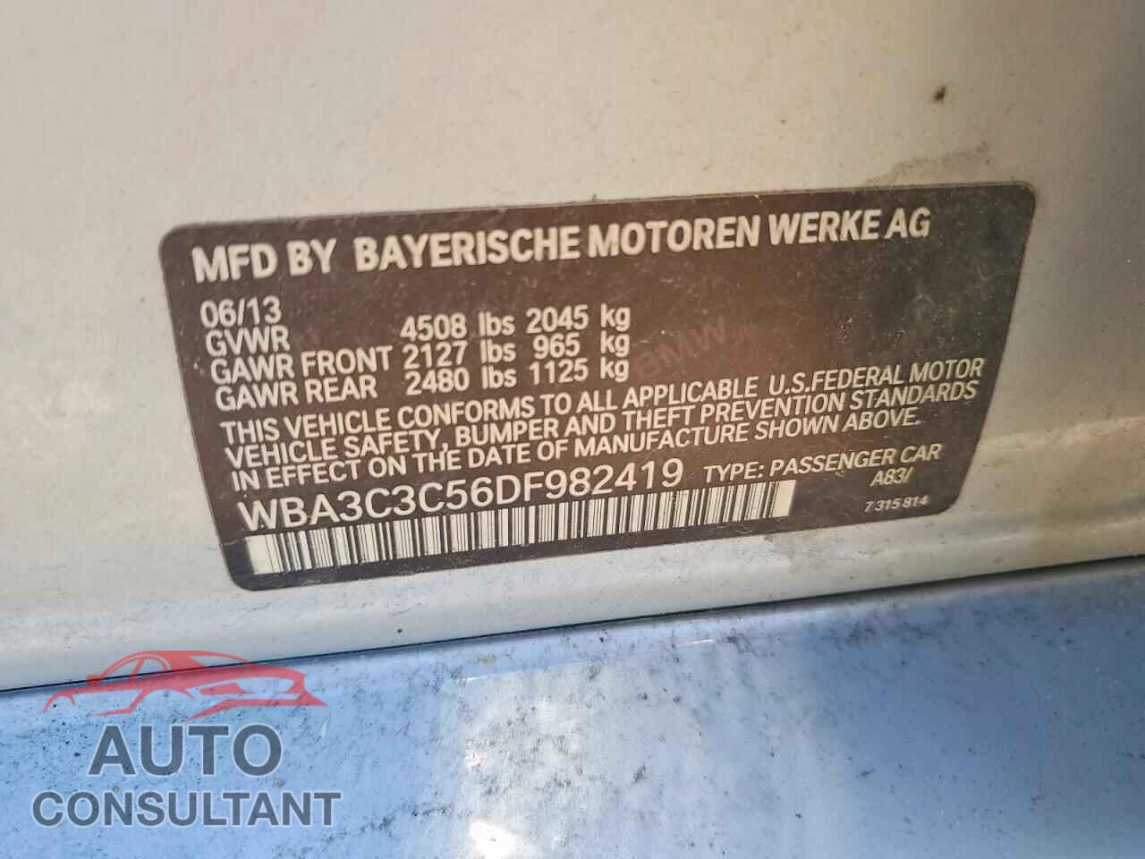 BMW 3 SERIES 2013 - WBA3C3C56DF982419