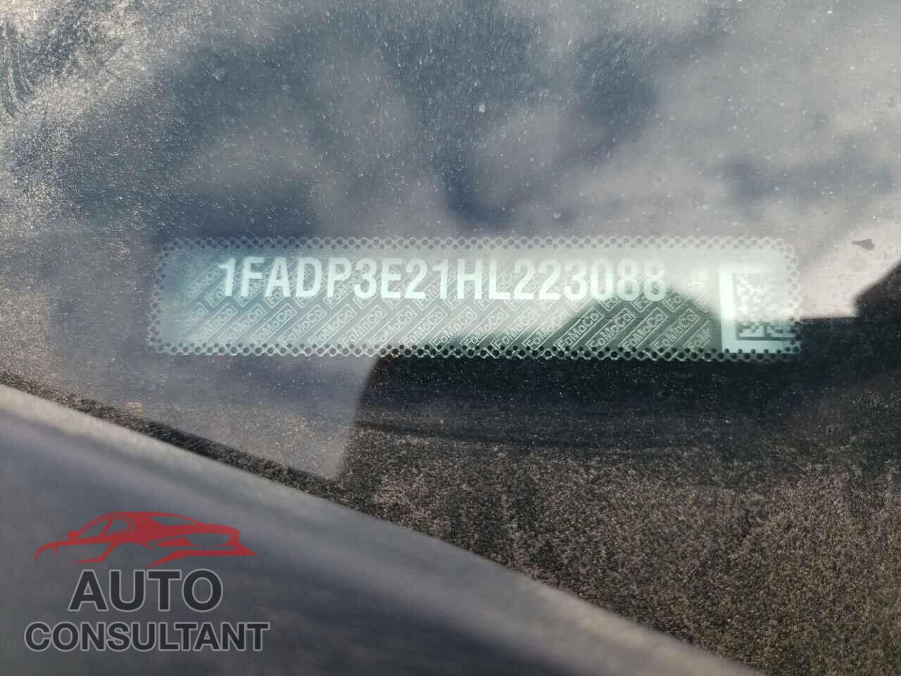 FORD FOCUS 2017 - 1FADP3E21HL223088
