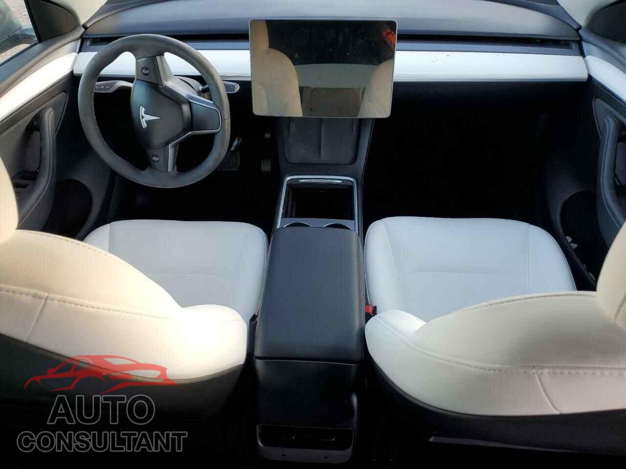 TESLA MODEL Y 2024 - 7SAYGAEEXRF211507