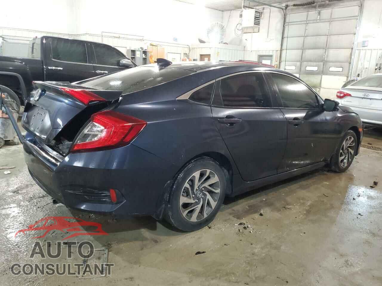 HONDA CIVIC 2017 - 19XFC2F76HE042001