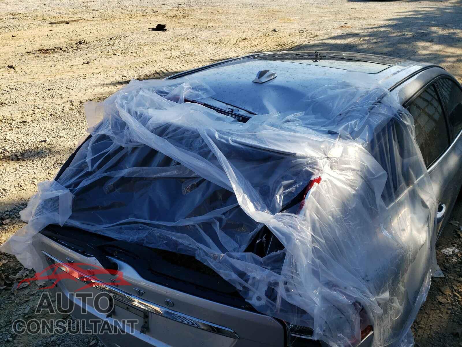 VOLVO XC60 2016 - YV4902RK2G2799010