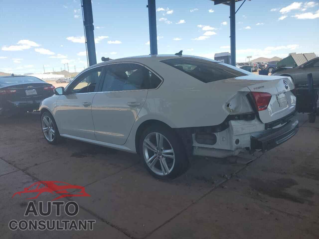 VOLKSWAGEN PASSAT 2014 - 1VWBN7A32EC049716