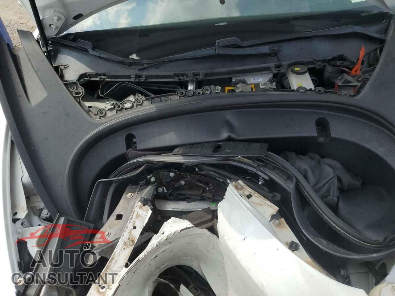 TESLA MODEL 3 2020 - 5YJ3E1EA0LF598635