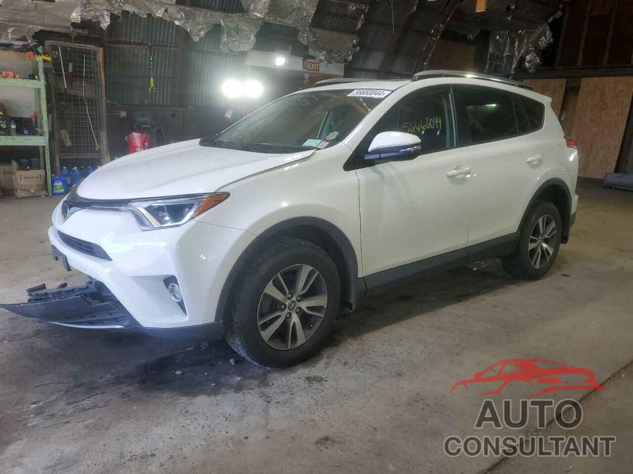 TOYOTA RAV4 2017 - JTMRFREV8HJ173415