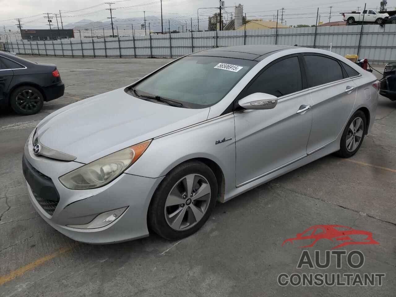 HYUNDAI SONATA 2011 - KMHEC4A42BA011788