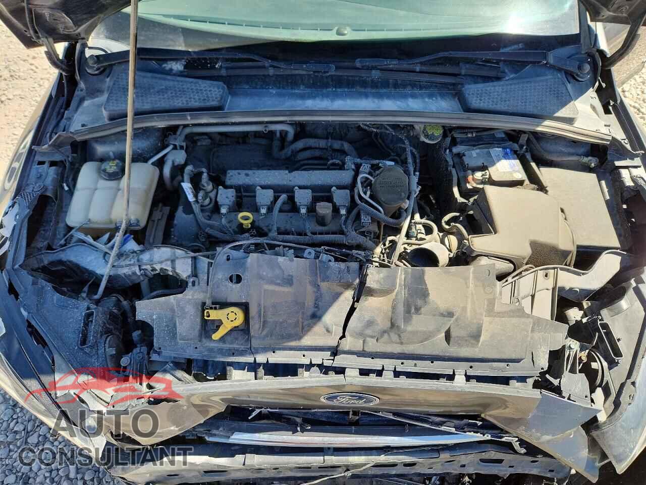 FORD FOCUS 2015 - 1FADP3K26FL327352