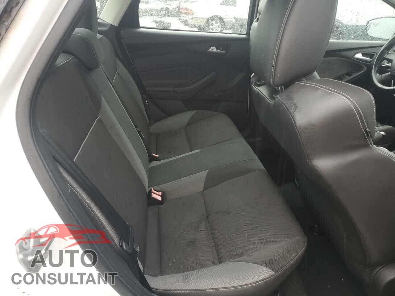 FORD FOCUS 2013 - 1FADP3E20DL124434