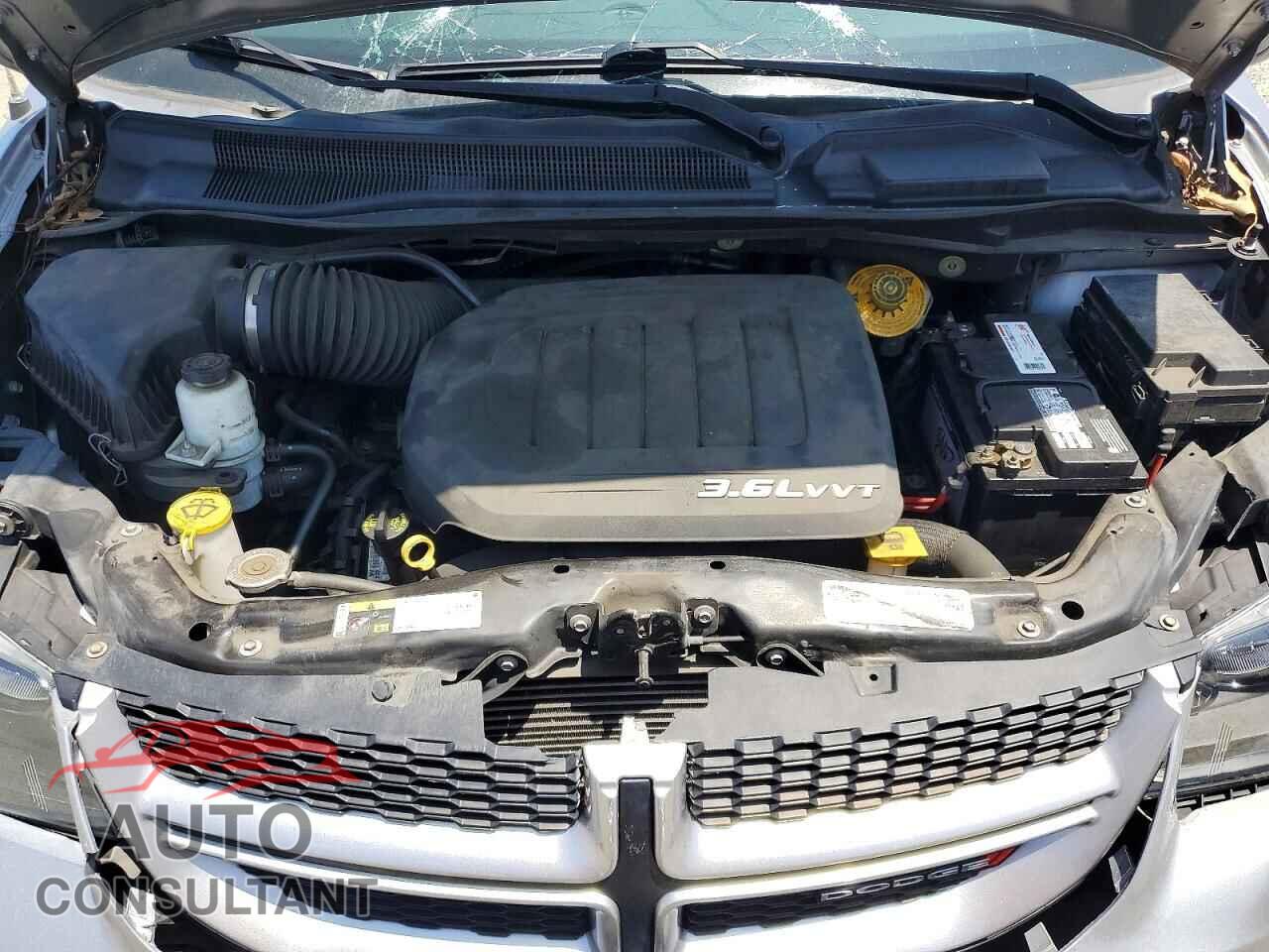 DODGE CARAVAN 2018 - 2C4RDGEG0JR220028