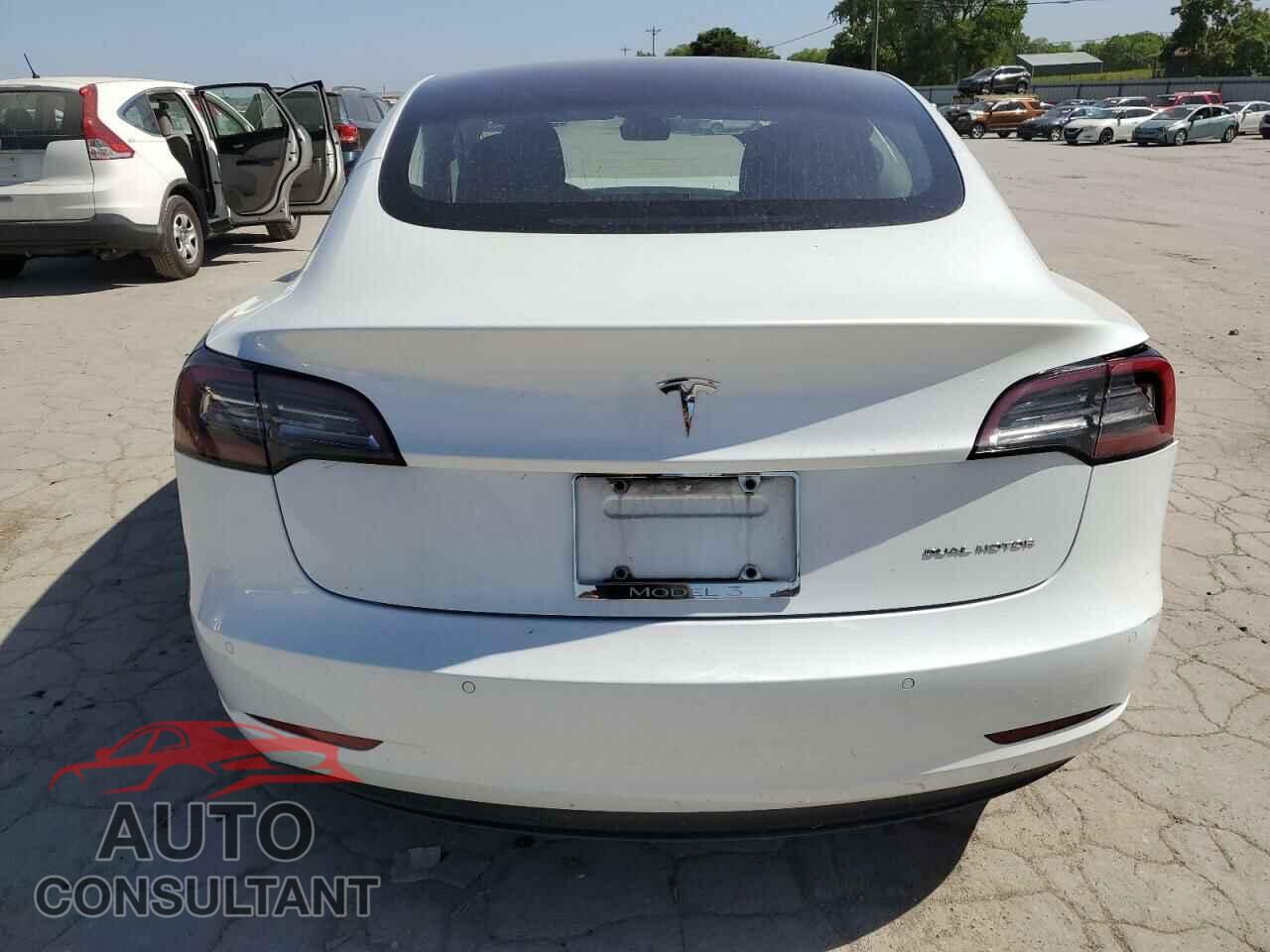 TESLA MODEL 3 2018 - 5YJ3E1EB7JF146736