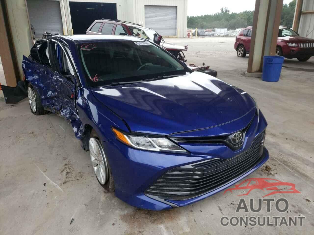 TOYOTA CAMRY 2018 - 4T1B11HK3JU616265