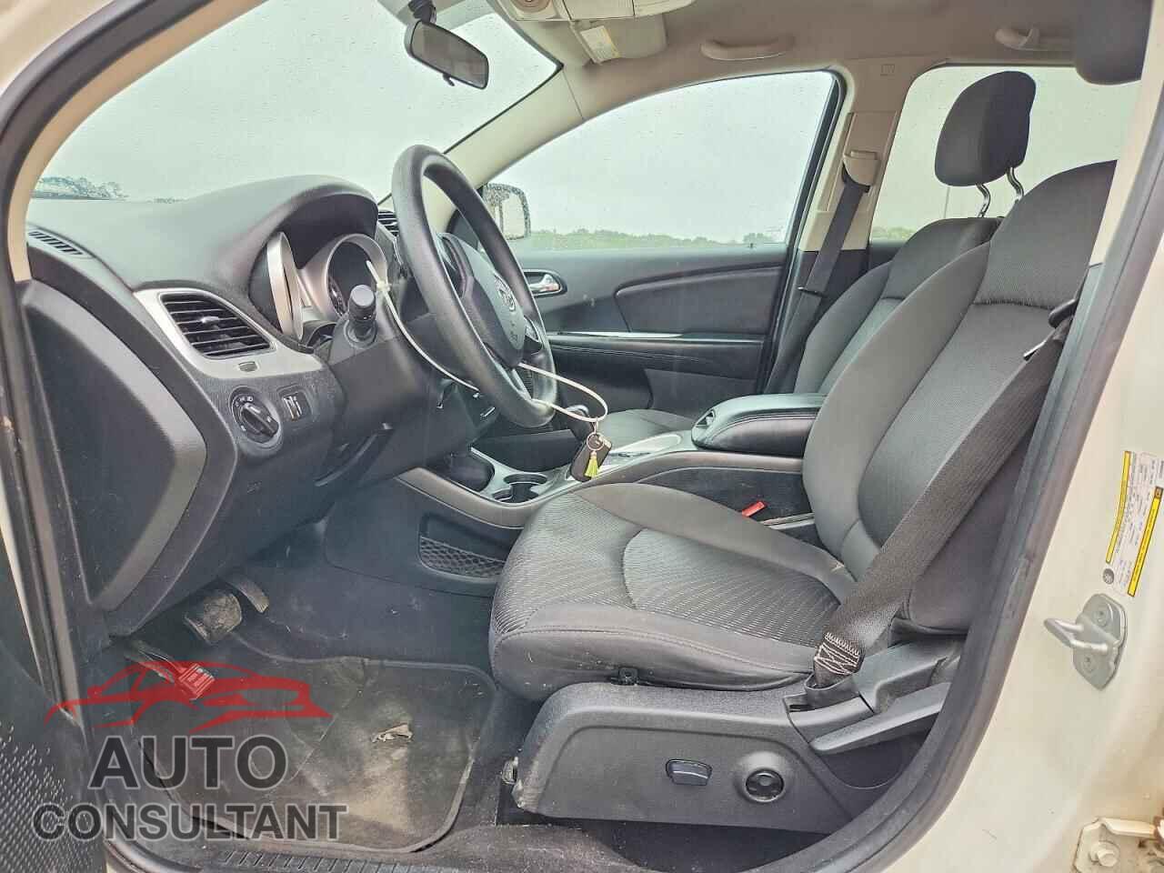 DODGE JOURNEY 2012 - 3C4PDCBB0CT323586