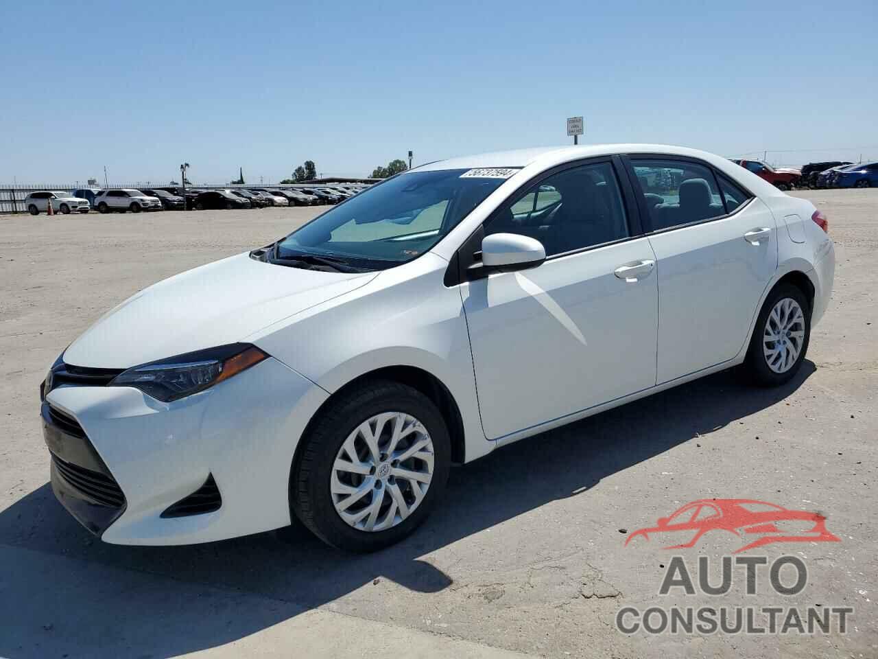 TOYOTA COROLLA 2018 - 5YFBURHE7JP824876