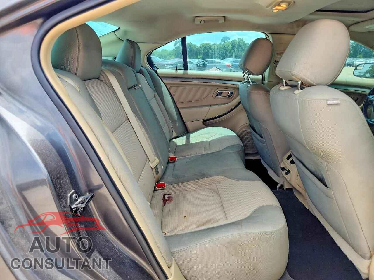 FORD TAURUS 2015 - 1FAHP2E85FG137353