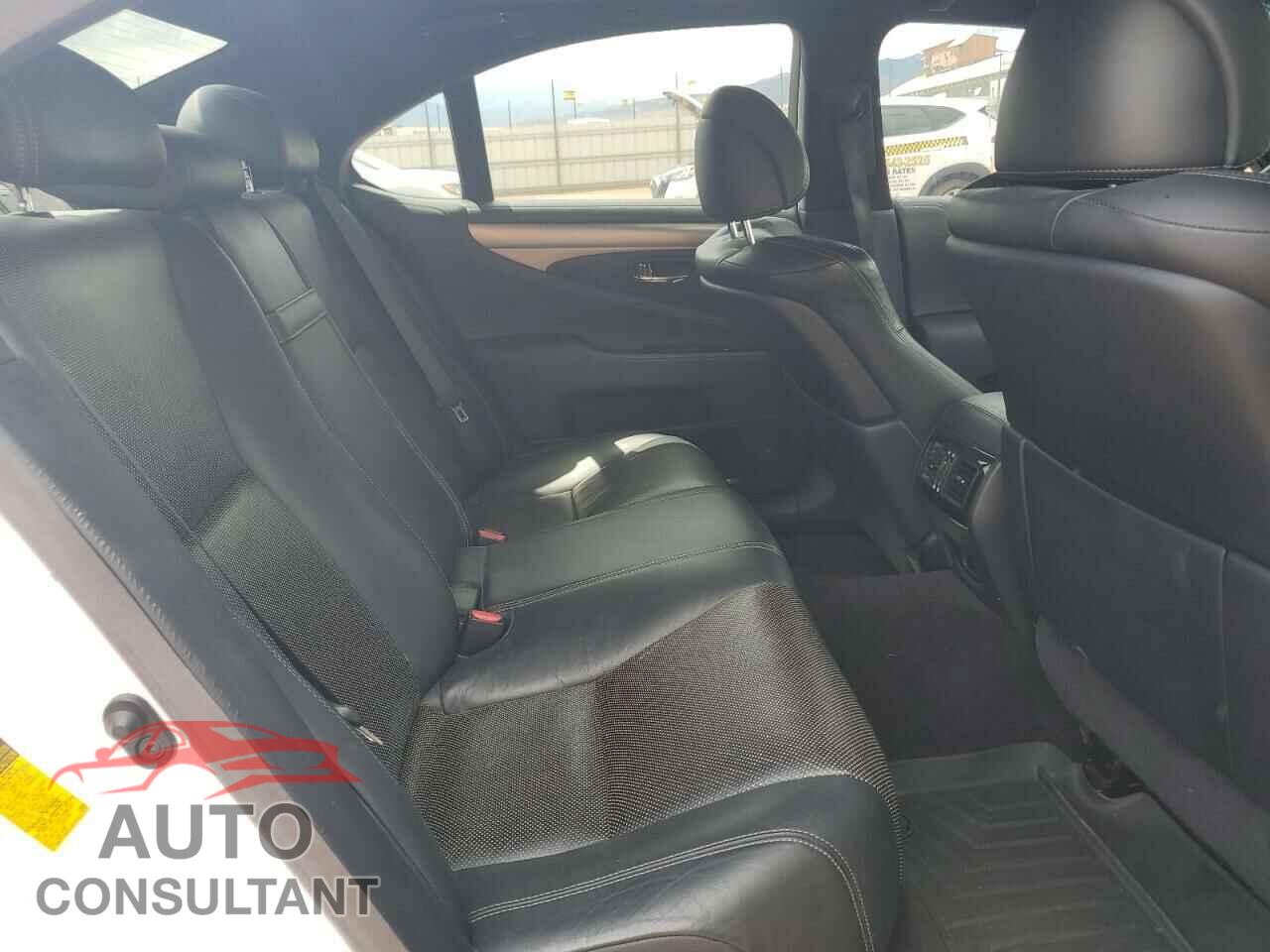 LEXUS LS460 2014 - JTHCL5EF7E5021824