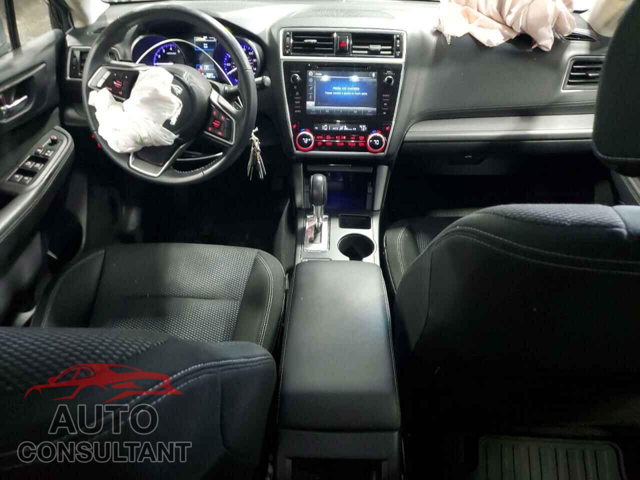 SUBARU OUTBACK 2018 - 4S4BSAHC9J3216514