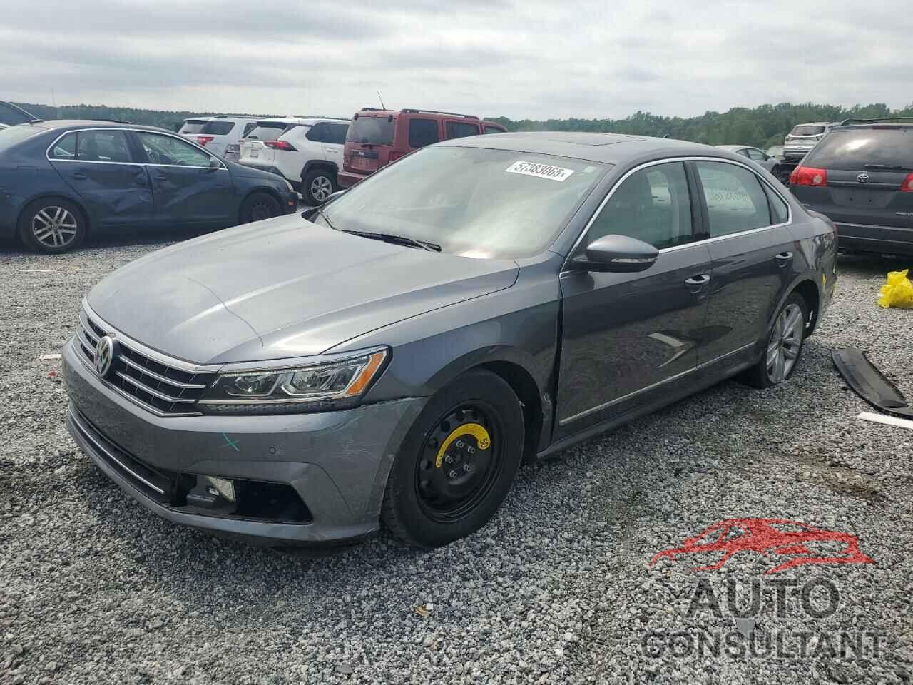 VOLKSWAGEN PASSAT 2017 - 1VWGT7A35HC002325