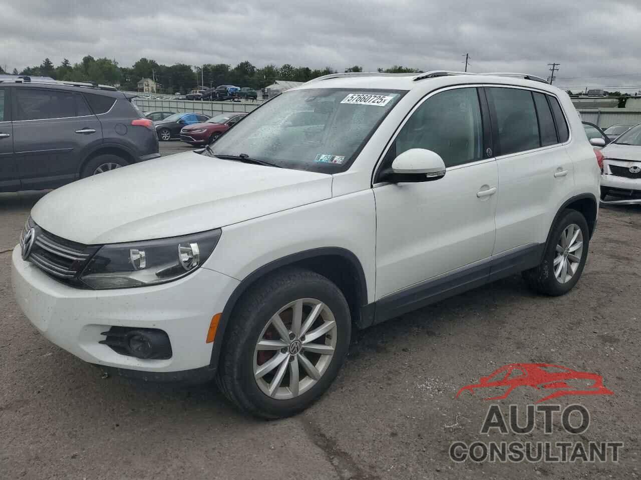 VOLKSWAGEN TIGUAN 2017 - WVGSV7AX5HK023879