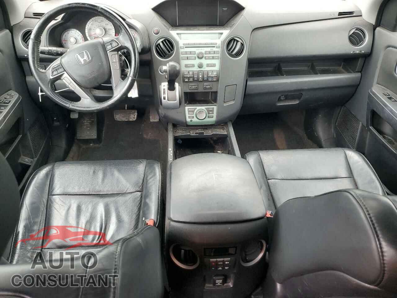 HONDA PILOT 2011 - 5FNYF4H76BB095369