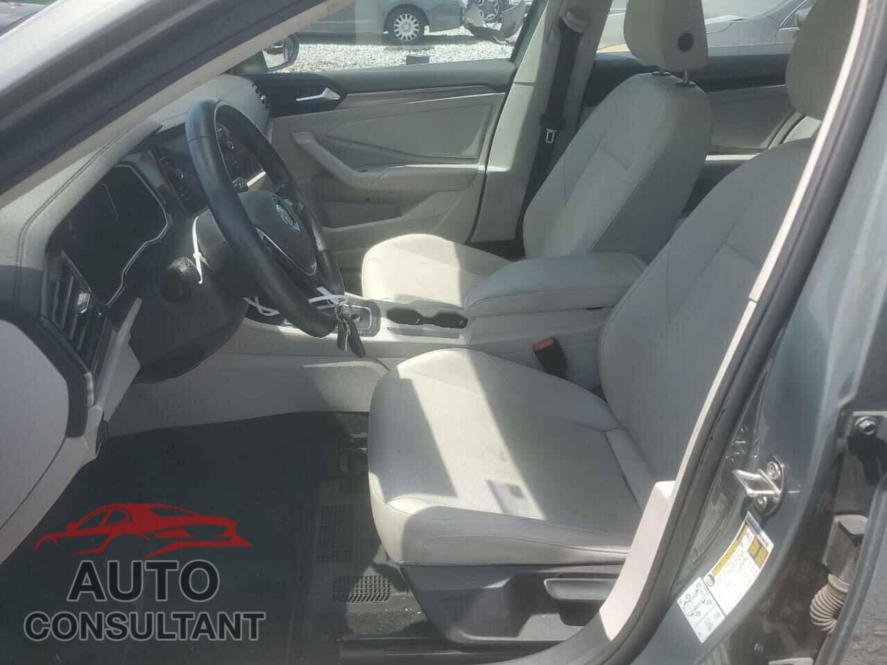 VOLKSWAGEN JETTA 2019 - 3VWEB7BU2KM230306