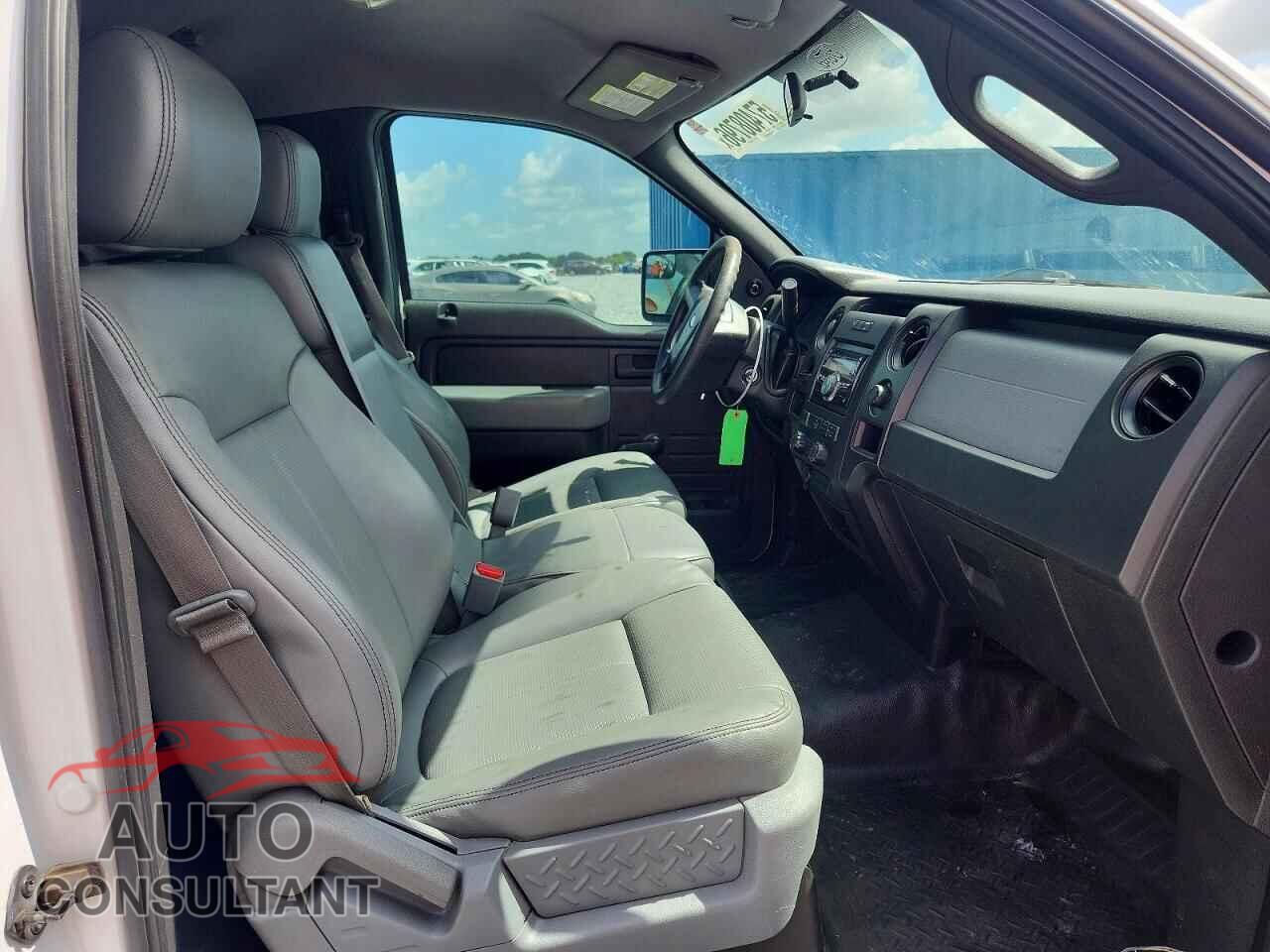 FORD F150 2014 - 1FTMF1CM4EKF16362