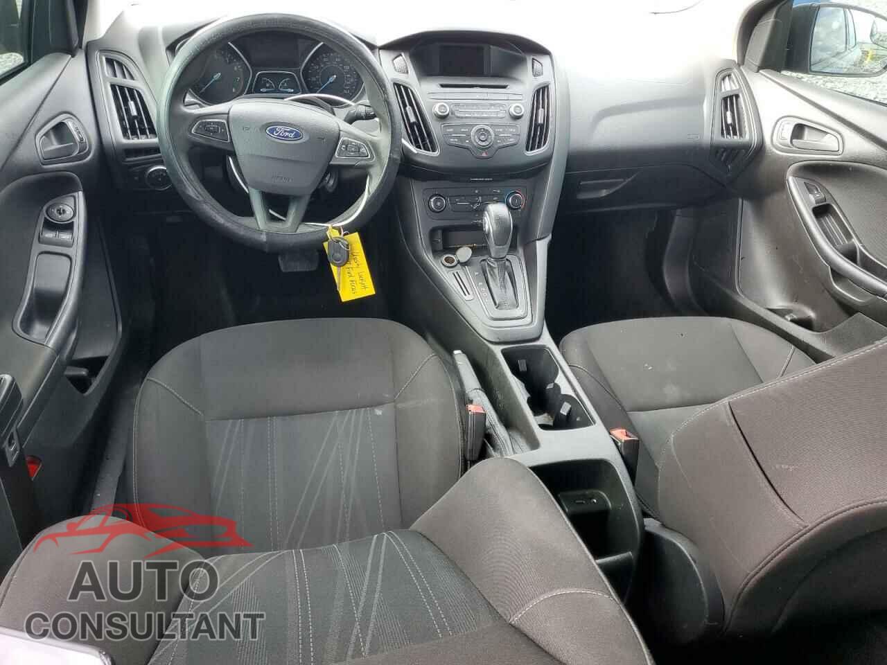 FORD FOCUS 2017 - 1FADP3E27HL241174