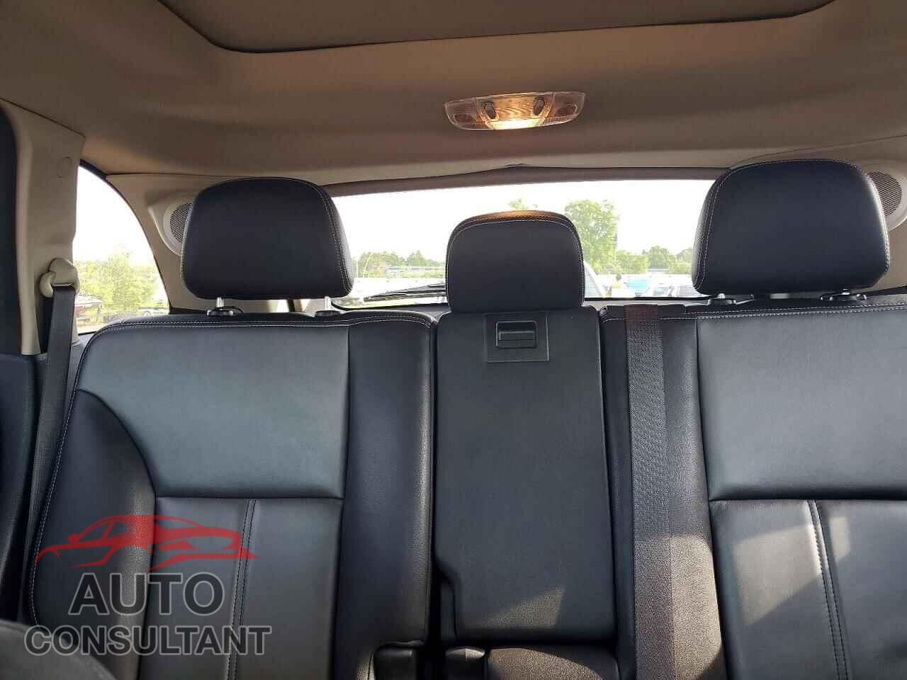 FORD EDGE 2011 - 2FMDK3AK9BBB34743