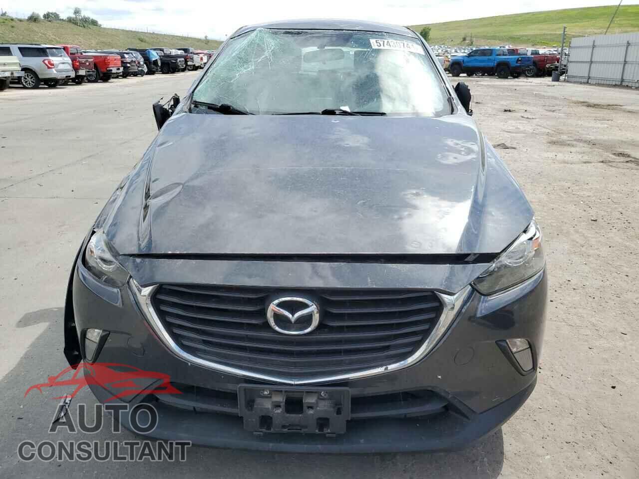 MAZDA CX-3 2017 - JM1DKFC74H0172230